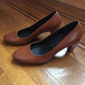 Ecco Style 55 Pumps — almost new!